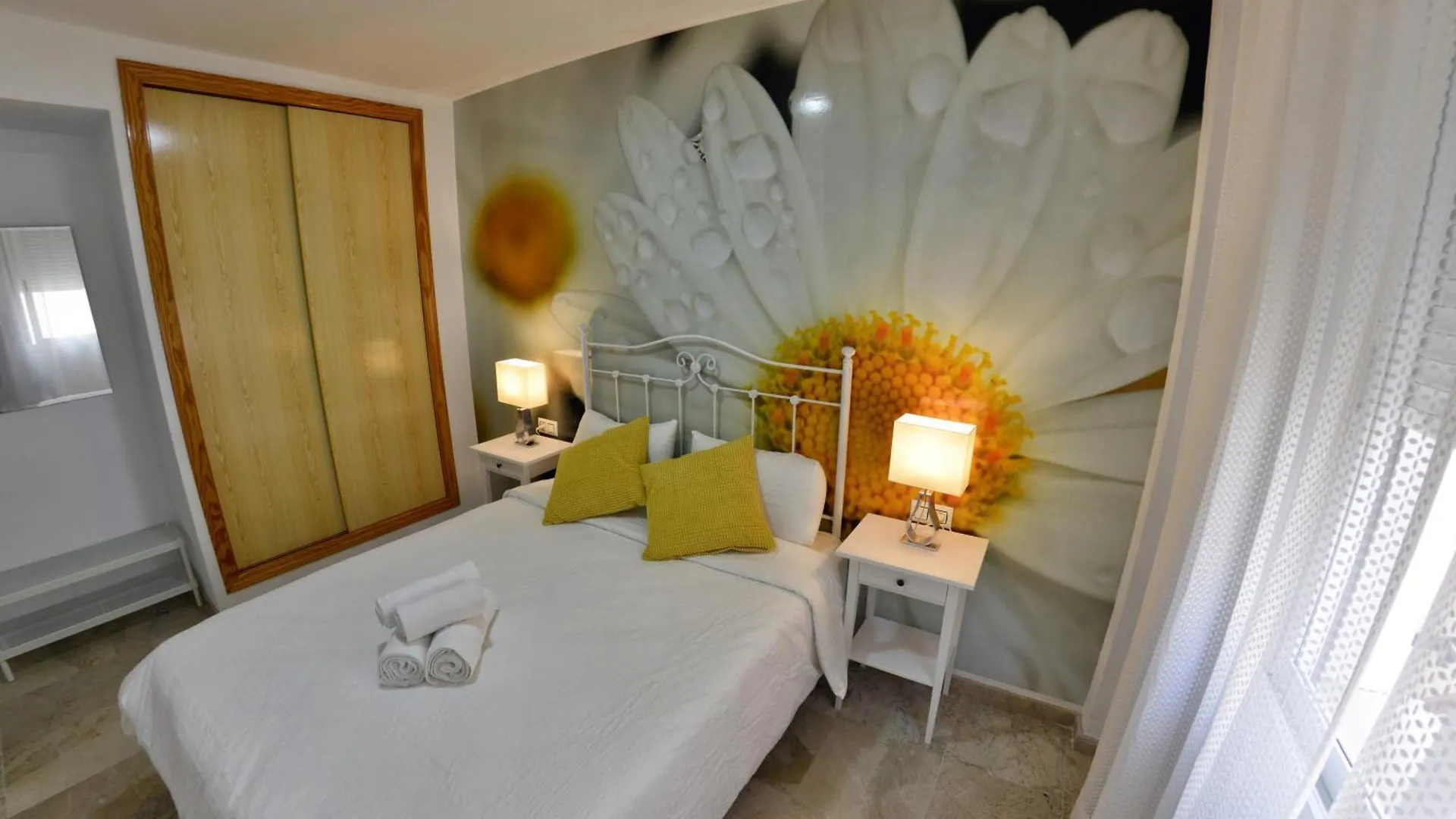 Apartment Wonderstays Apartamentos Vela Malaga